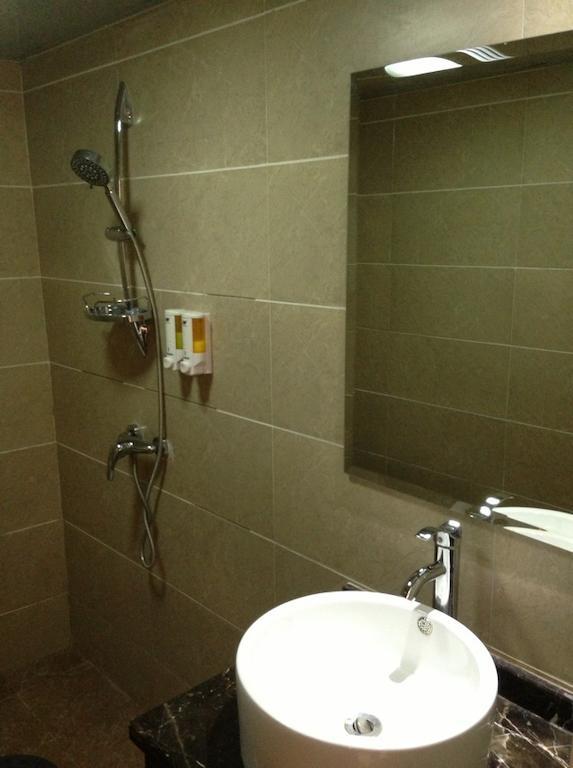 Jiuzhaigou Man Jiang Hong Hotel Csiucsajkou Szoba fotó